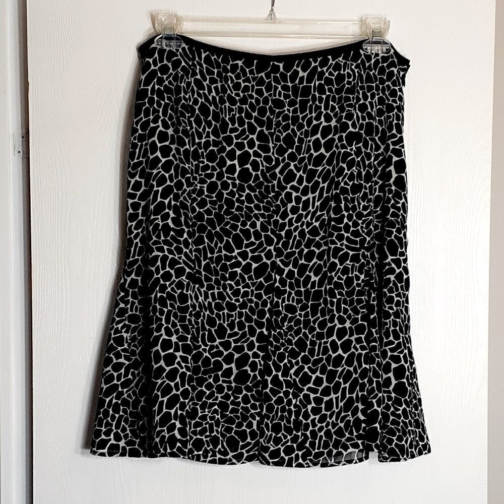 Black and White Patterned A-Line Skirt